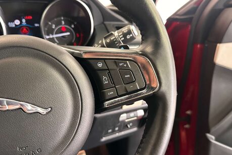Jaguar E-Pace 2.0 D180 R-Dynamic S SUV 5dr Diesel Auto AWD Euro 6 (s/s) (180 ps) 19