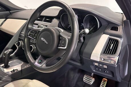 Jaguar E-Pace 2.0 D180 R-Dynamic S SUV 5dr Diesel Auto AWD Euro 6 (s/s) (180 ps) 16