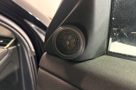 Land Rover Range Rover Evoque 2.0 D150 R-Dynamic S SUV 5dr Diesel Manual FWD Euro 6 (s/s) (150 ps) 12