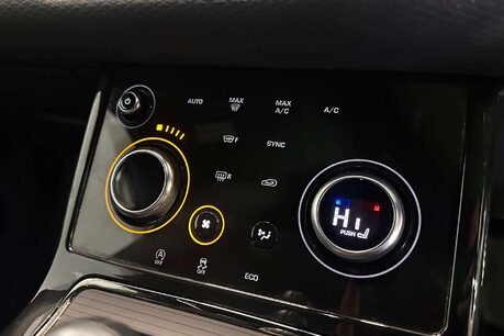 Land Rover Range Rover Evoque 2.0 D150 R-Dynamic S SUV 5dr Diesel Manual FWD Euro 6 (s/s) (150 ps) 35