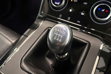 Land Rover Range Rover Evoque 2.0 D150 R-Dynamic S SUV 5dr Diesel Manual FWD Euro 6 (s/s) (150 ps) 38