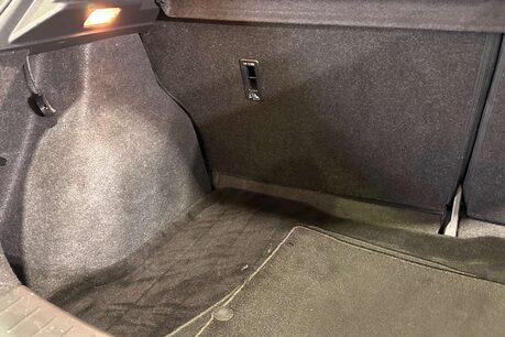 Nissan Pulsar 1.2 DIG-T N-Connecta Style Hatchback 5dr Petrol Manual Euro 6 (s/s) (115 ps 43