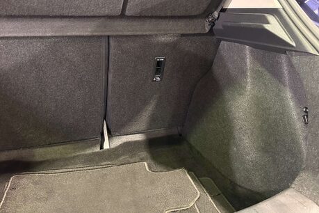 Nissan Pulsar 1.2 DIG-T N-Connecta Style Hatchback 5dr Petrol Manual Euro 6 (s/s) (115 ps 44