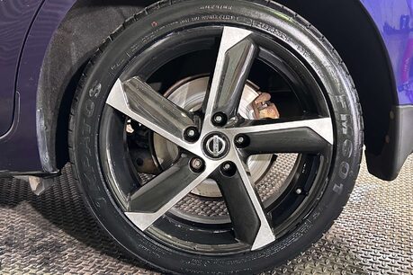 Nissan Pulsar 1.2 DIG-T N-Connecta Style Hatchback 5dr Petrol Manual Euro 6 (s/s) (115 ps 53