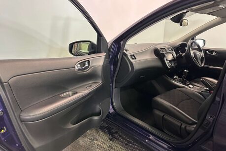 Nissan Pulsar 1.2 DIG-T N-Connecta Style Hatchback 5dr Petrol Manual Euro 6 (s/s) (115 ps 48