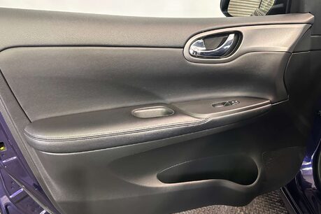 Nissan Pulsar 1.2 DIG-T N-Connecta Style Hatchback 5dr Petrol Manual Euro 6 (s/s) (115 ps 49