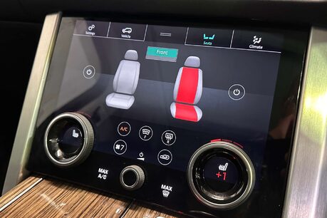 Land Rover Range Rover 3.0 SD V6 Vogue SUV 5dr Diesel Auto 4WD Euro 6 (s/s) (275 ps) 44