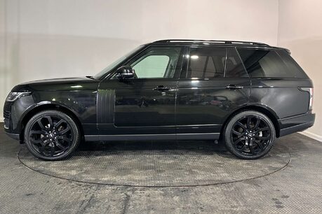 Land Rover Range Rover 3.0 SD V6 Vogue SUV 5dr Diesel Auto 4WD Euro 6 (s/s) (275 ps) 4