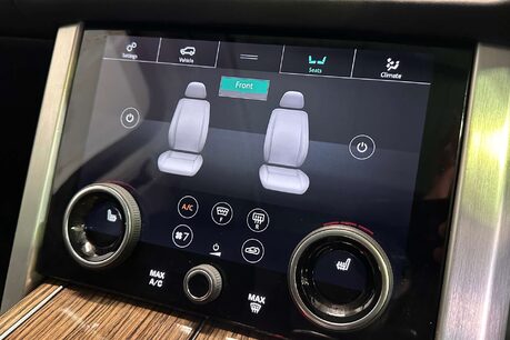 Land Rover Range Rover 3.0 SD V6 Vogue SUV 5dr Diesel Auto 4WD Euro 6 (s/s) (275 ps) 43