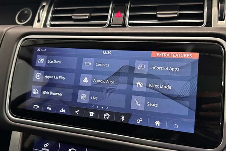 Land Rover Range Rover 3.0 SD V6 Vogue SUV 5dr Diesel Auto 4WD Euro 6 (s/s) (275 ps) 32