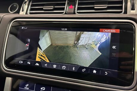 Land Rover Range Rover 3.0 SD V6 Vogue SUV 5dr Diesel Auto 4WD Euro 6 (s/s) (275 ps) 34