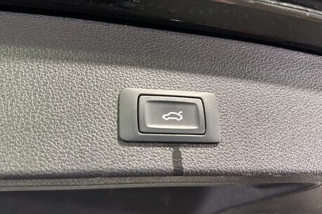 Audi Q2 1.0 TFSI 30 Sport SUV 5dr Petrol Manual Euro 6 (s/s) (110 ps) 58