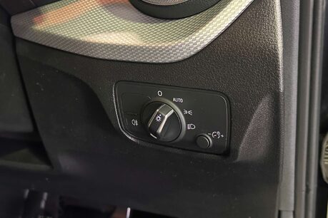 Audi Q2 1.0 TFSI 30 Sport SUV 5dr Petrol Manual Euro 6 (s/s) (110 ps) 18