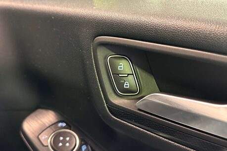 Ford Kuga 2.5 EcoBoost Duratec 14.4kWh ST-Line SUV 5dr Petrol Plug-in Hybrid CVT Euro 12