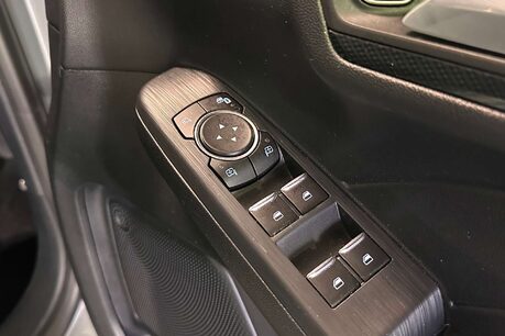 Ford Kuga 2.5 EcoBoost Duratec 14.4kWh ST-Line SUV 5dr Petrol Plug-in Hybrid CVT Euro 11