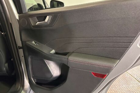 Ford Kuga 2.5 EcoBoost Duratec 14.4kWh ST-Line SUV 5dr Petrol Plug-in Hybrid CVT Euro 42