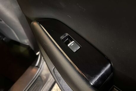 Mazda 6 2.0 SKYACTIV-G Sport Nav+ Tourer 5dr Petrol Manual Euro 6 (s/s) (165 ps) 44