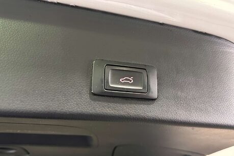 Audi A6 2.0 TDI Black Edition Estate 5dr Diesel S Tronic quattro Euro 6 (s/s) (190  67