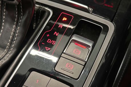 Audi A6 2.0 TDI Black Edition Estate 5dr Diesel S Tronic quattro Euro 6 (s/s) (190  44