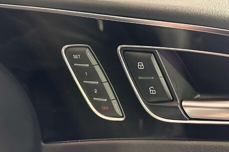 Audi A6 2.0 TDI Black Edition Estate 5dr Diesel S Tronic quattro Euro 6 (s/s) (190  11