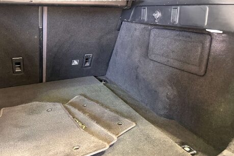 Land Rover Range Rover Velar 3.0 SD6 V6 R-Dynamic HSE SUV 5dr Diesel Auto 4WD Euro 6 (s/s) (300 ps) 54