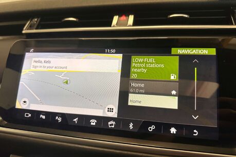 Land Rover Range Rover Velar 3.0 SD6 V6 R-Dynamic HSE SUV 5dr Diesel Auto 4WD Euro 6 (s/s) (300 ps) 33