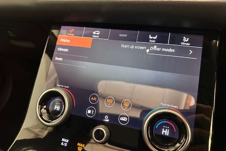 Land Rover Range Rover Velar 3.0 SD6 V6 R-Dynamic HSE SUV 5dr Diesel Auto 4WD Euro 6 (s/s) (300 ps) 37