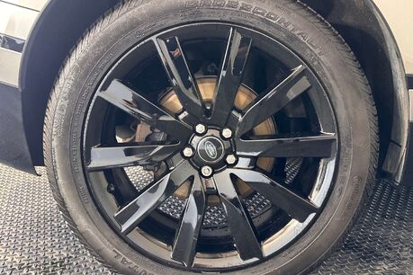 Land Rover Range Rover Velar 3.0 SD6 V6 R-Dynamic HSE SUV 5dr Diesel Auto 4WD Euro 6 (s/s) (300 ps) 67
