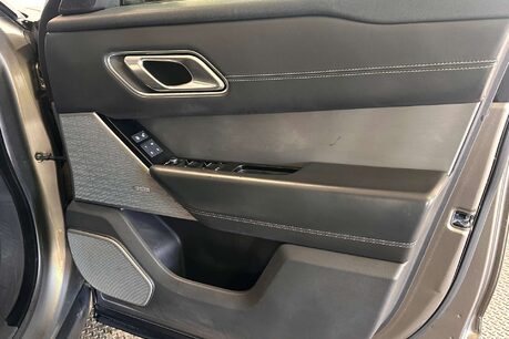 Land Rover Range Rover Velar 3.0 SD6 V6 R-Dynamic HSE SUV 5dr Diesel Auto 4WD Euro 6 (s/s) (300 ps) 10
