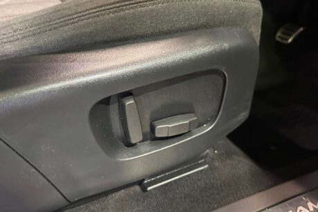 Land Rover Range Rover Evoque 2.0 D150 R-Dynamic S SUV 5dr Diesel Manual FWD Euro 6 (s/s) (150 ps) 14