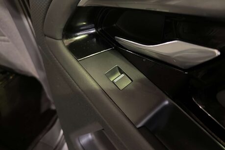 Land Rover Range Rover Evoque 2.0 D150 R-Dynamic S SUV 5dr Diesel Manual FWD Euro 6 (s/s) (150 ps) 39