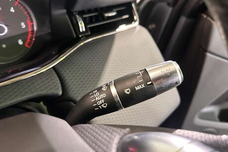 Land Rover Range Rover Evoque 2.0 D150 R-Dynamic S SUV 5dr Diesel Manual FWD Euro 6 (s/s) (150 ps) 21