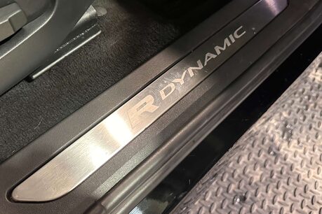 Land Rover Range Rover Evoque 2.0 D180 R-Dynamic S SUV 5dr Diesel Auto 4WD Euro 6 (s/s) (180 ps) 15