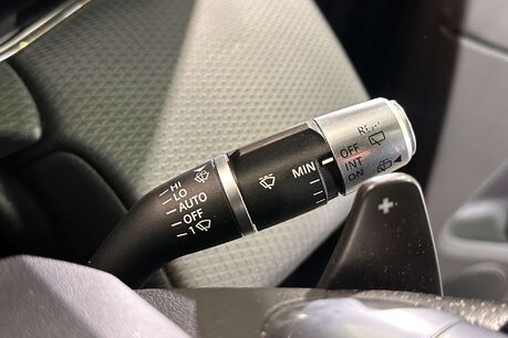 Land Rover Range Rover Evoque 2.0 D180 R-Dynamic S SUV 5dr Diesel Auto 4WD Euro 6 (s/s) (180 ps) 23