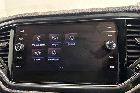 Volkswagen T-Roc 2.0 TSI SEL SUV 5dr Petrol DSG 4Motion Euro 6 (s/s) (190 ps) 34