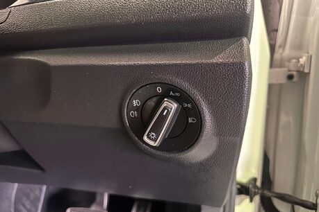 Volkswagen T-Roc 2.0 TSI SEL SUV 5dr Petrol DSG 4Motion Euro 6 (s/s) (190 ps) 17