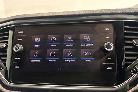 Volkswagen T-Roc 2.0 TSI SEL SUV 5dr Petrol DSG 4Motion Euro 6 (s/s) (190 ps) 33