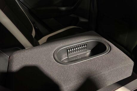 Volkswagen T-Roc 2.0 TSI SEL SUV 5dr Petrol DSG 4Motion Euro 6 (s/s) (190 ps) 44