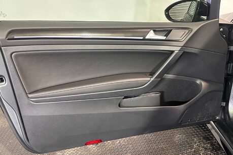 Volkswagen Golf 2.0 TSI R Hatchback 3dr Petrol DSG 4Motion Euro 6 (s/s) (310 ps) 49