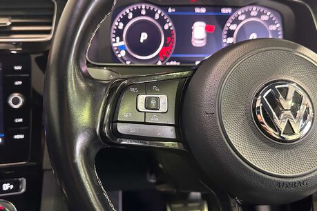 Volkswagen Golf 2.0 TSI R Hatchback 3dr Petrol DSG 4Motion Euro 6 (s/s) (310 ps) 19