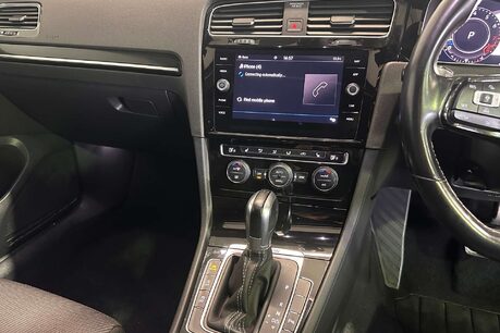 Volkswagen Golf 2.0 TSI R Hatchback 3dr Petrol DSG 4Motion Euro 6 (s/s) (310 ps) 25