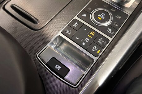 Land Rover Range Rover Sport 3.0 SD V6 HSE Dynamic SUV 5dr Diesel Auto 4WD Euro 6 (s/s) (306 ps) 36