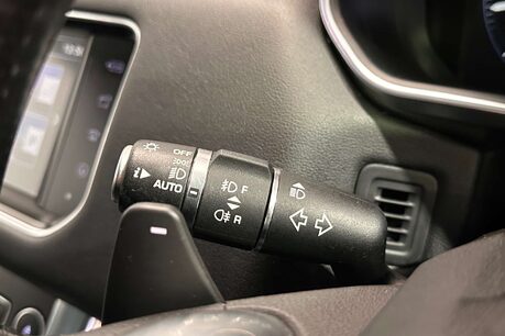 Land Rover Range Rover Sport 3.0 SD V6 HSE Dynamic SUV 5dr Diesel Auto 4WD Euro 6 (s/s) (306 ps) 23