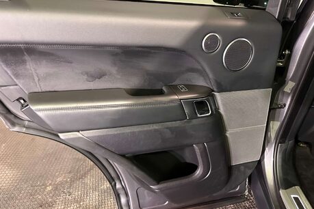 Land Rover Range Rover Sport 3.0 SD V6 HSE Dynamic SUV 5dr Diesel Auto 4WD Euro 6 (s/s) (306 ps) 52