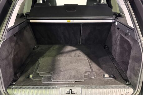 Land Rover Range Rover Sport 3.0 SD V6 HSE Dynamic SUV 5dr Diesel Auto 4WD Euro 6 (s/s) (306 ps) 47