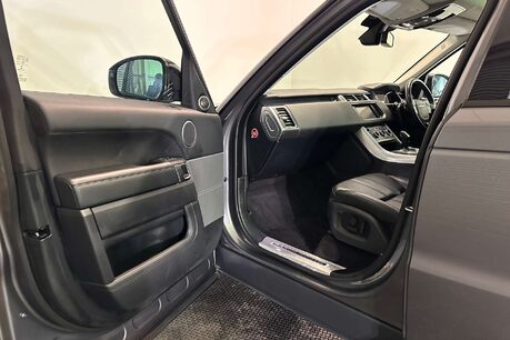 Land Rover Range Rover Sport 3.0 SD V6 HSE Dynamic SUV 5dr Diesel Auto 4WD Euro 6 (s/s) (306 ps) 54