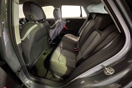 Audi Q2 1.6 TDI 30 Sport SUV 5dr Diesel S Tronic Euro 6 (s/s) (116 ps) 49