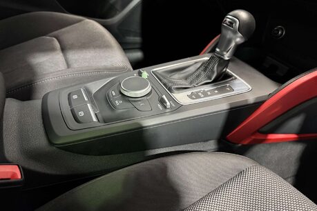 Audi Q2 1.6 TDI 30 Sport SUV 5dr Diesel S Tronic Euro 6 (s/s) (116 ps) 21