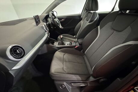 Audi Q2 1.5 TFSI CoD 35 Sport SUV 5dr Petrol Manual Euro 6 (s/s) (150 ps) 54