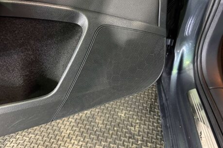 Skoda Superb 2.0 TDI SE L Executive Estate 5dr Diesel Manual Euro 6 (s/s) (150 ps) 63